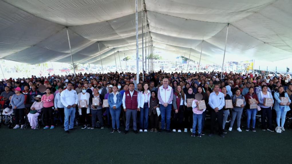 MariElise Budib entrega más de 4 mil despensas del programa “Alimentación Imparable” en La Resurrección