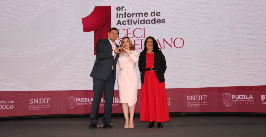 FEDERACIÓN RECONOCE TRABAJO DE CECI ARELLANO POR AMOR A LAS FAMILIAS