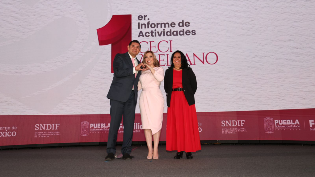 FEDERACIÓN RECONOCE TRABAJO DE CECI ARELLANO POR AMOR A LAS FAMILIAS