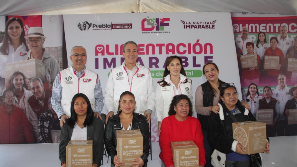Pepe Chedraui y MariElise Budib entregan más de 4 mil despensas del programa “Alimentación Imparable” en la U.H. San Bartolo