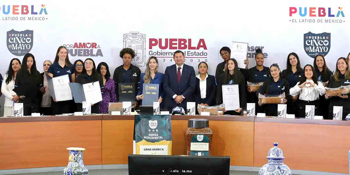 ARMENTA MIER RECONOCE A GUERRERAS DE PUEBLA Y FORTALECE DEPORTE FEMEN