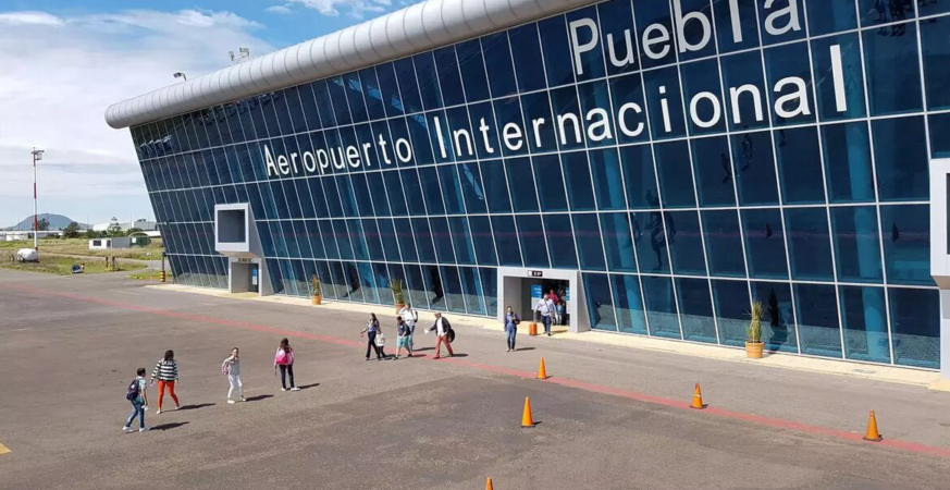 Inversionistas proponen hoteles y central camionera en el aeropuerto Hermanos Serdán