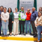 EL OBJETIVO ES APOYAR LA ECONOMÍA DE LAS FAMILIAS MEXICANAS: PRESIDENTA CLAUDIA SHEINBAUM FIRMA ACUERDO PARA REDUCIR COMISIONES EN PAGOS DE GASOLINA Y DIÉSEL CON TARJETAS Y VALES EN GASOLINERAS