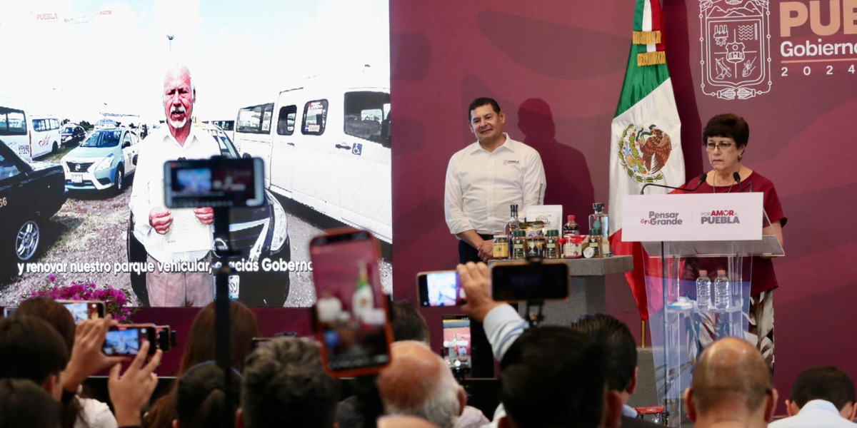 GOBIERNO ESTATAL ATIENDE INTEGRALMENTE MICRORREGIÓN 21 DE ATLIXCO CON INFRAESTRUCTURA PARA GENERAR RIQUEZA COMUNITARIA