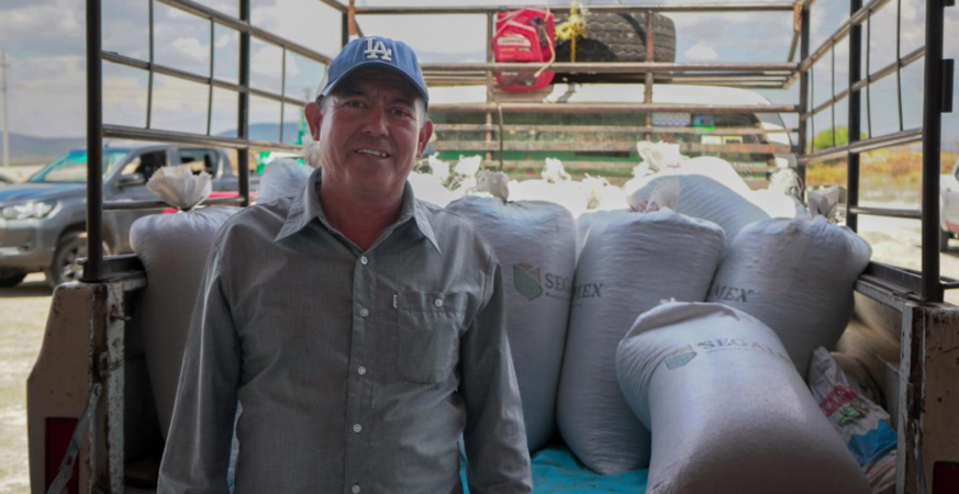 INICIA ENTREGA DE FRIJOL NEGRO PARA PROGRAMAS DEL SISTEMA ESTATAL DIF