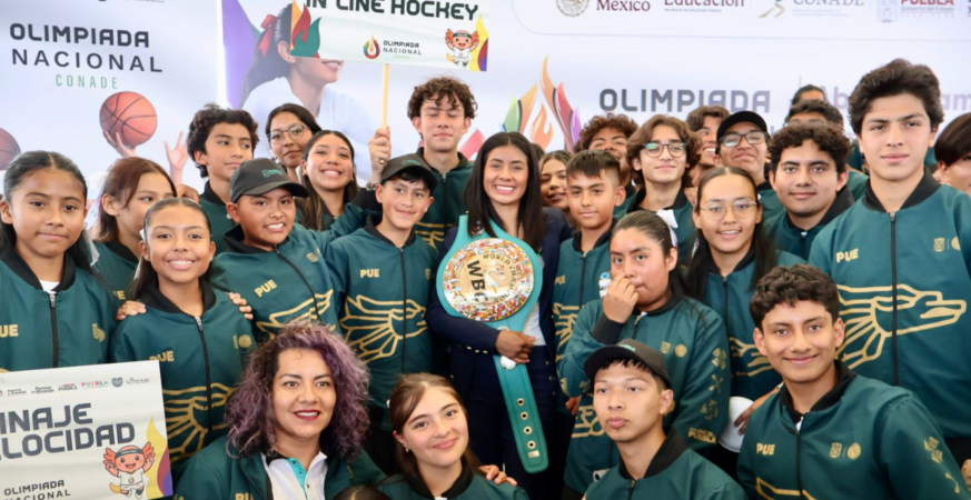 Abanderan a mil 35 poblanos rumbo a la Olimpiada Nacional 2026