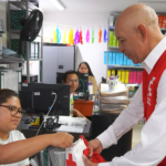 Apoya Gobierno de Amozoc y OXXO a familias vulnerables con 500 despensas.