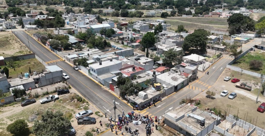 Severiano de la Rosa continúa entregando Obras en beneficio de Amozoc