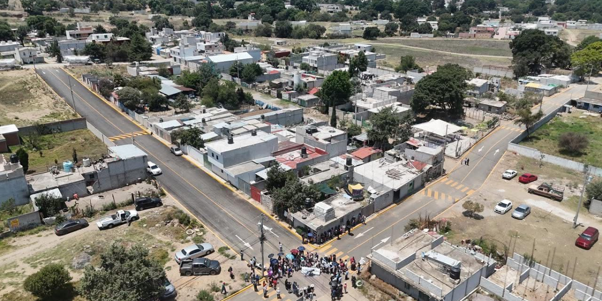 Severiano de la Rosa continúa entregando Obras en beneficio de Amozoc