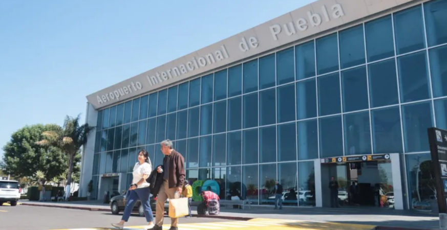 Nuevas rutas aéreas impulsan inversiones y dinamizan economía poblana: CCE