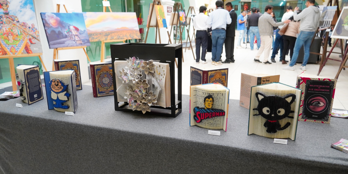 GOBIERNO DE TEXMELUCAN Y UTH FORTALECEN LA CULTURA CON EXPOSICIÓN ARTÍSTICA ESTUDIANTIL