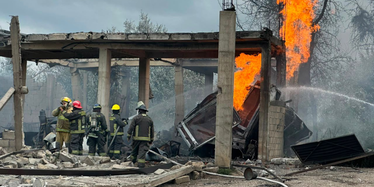 DE FORMA OPORTUNA, GOBIERNO ESTATAL ATIENDE EMERGENCIA POR EXPLOSIÓN EN TEPEACA