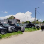 Bloquean la México-Puebla en Texmelucan; exigen esclarecer la detención de tres personas