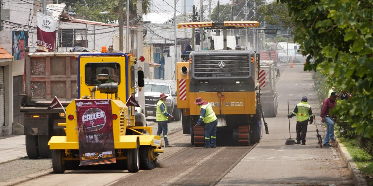 Supervisa Pepe Chedraui avances del Tren Capitalino de Pavimentación en Bulevard Xonaca