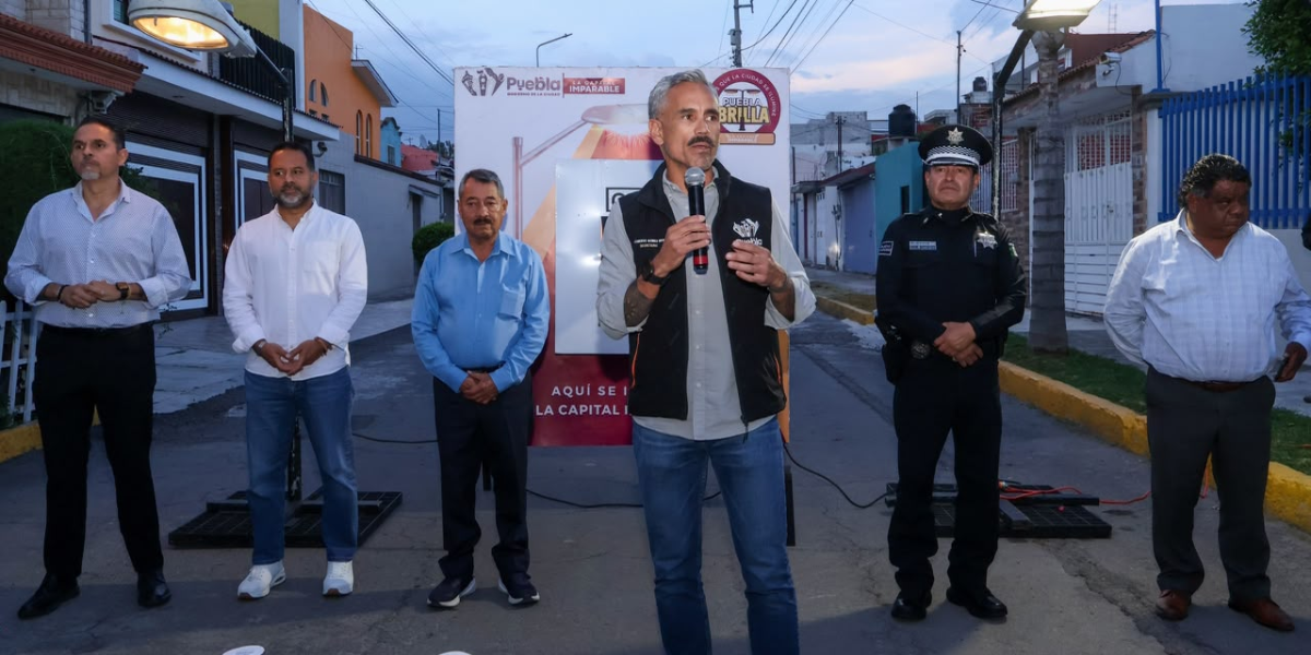 Con Puebla Brilla, Gobierno de Pepe Chedraui moderniza al 100 por ciento alumbrado público en Galaxia Bosques de Amalucan