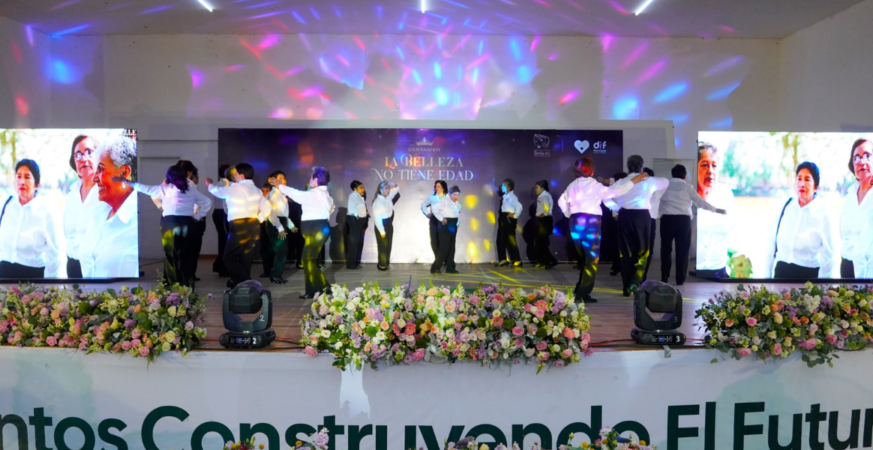 GOBIERNO DE TEXMELUCAN Y DIF MUNICIPAL RECONOCEN TRAYECTORIA DE ADULTAS MAYORES CON EL CERTAMEN “LA BELLEZA NO TIENE EDAD”