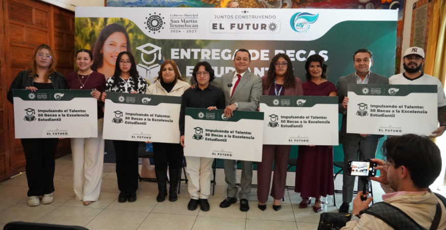 GOBIERNO DE JUAN MANUEL ALONSO FORTALECE LA EDUCACIÓN DE TEXMELUQUENSES: ENTREGA 50 NUEVAS BECAS A ESTUDIANTES DE LA UTH