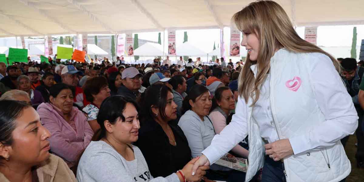 PRESIDE CECI ARELLANO JORNADA POR AMOR A LAS FAMILIAS EN SAN FRANCISCO TOTIMEHUACÁN