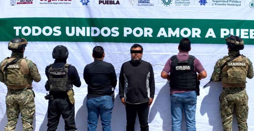 POLICÍA DE TEXMELUCAN DETIENE A MASCULINO CON ORDEN DE REAPREHENSIÓN VIGENTE