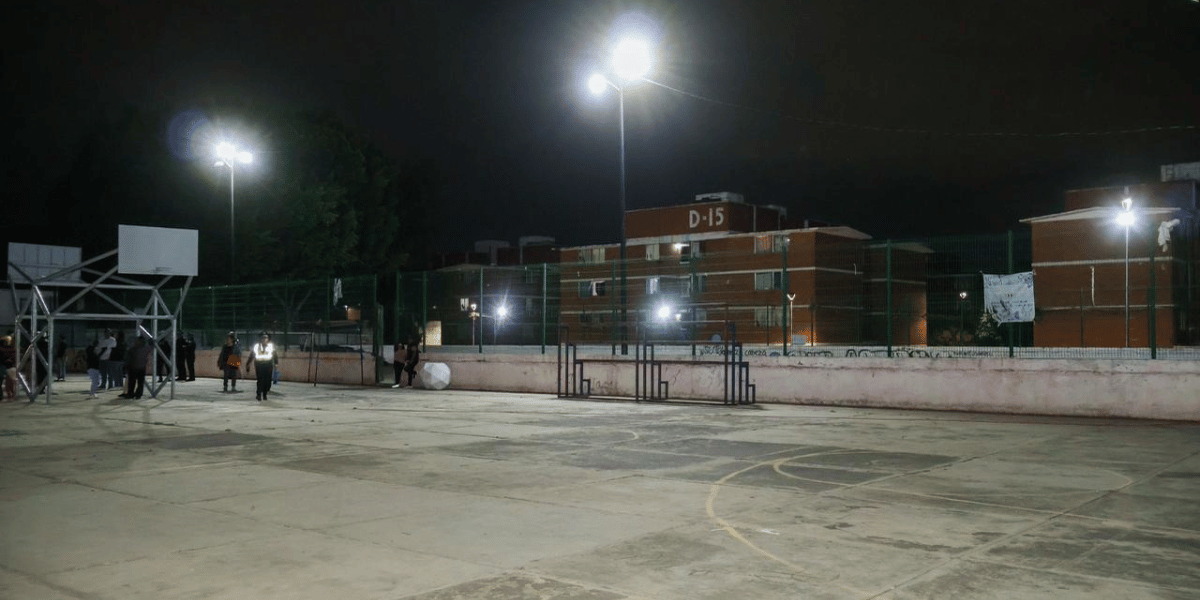 Con Puebla Brilla, Gobierno de Pepe Chedraui lleva tecnología LED a La Flor y Villa Las Flores
