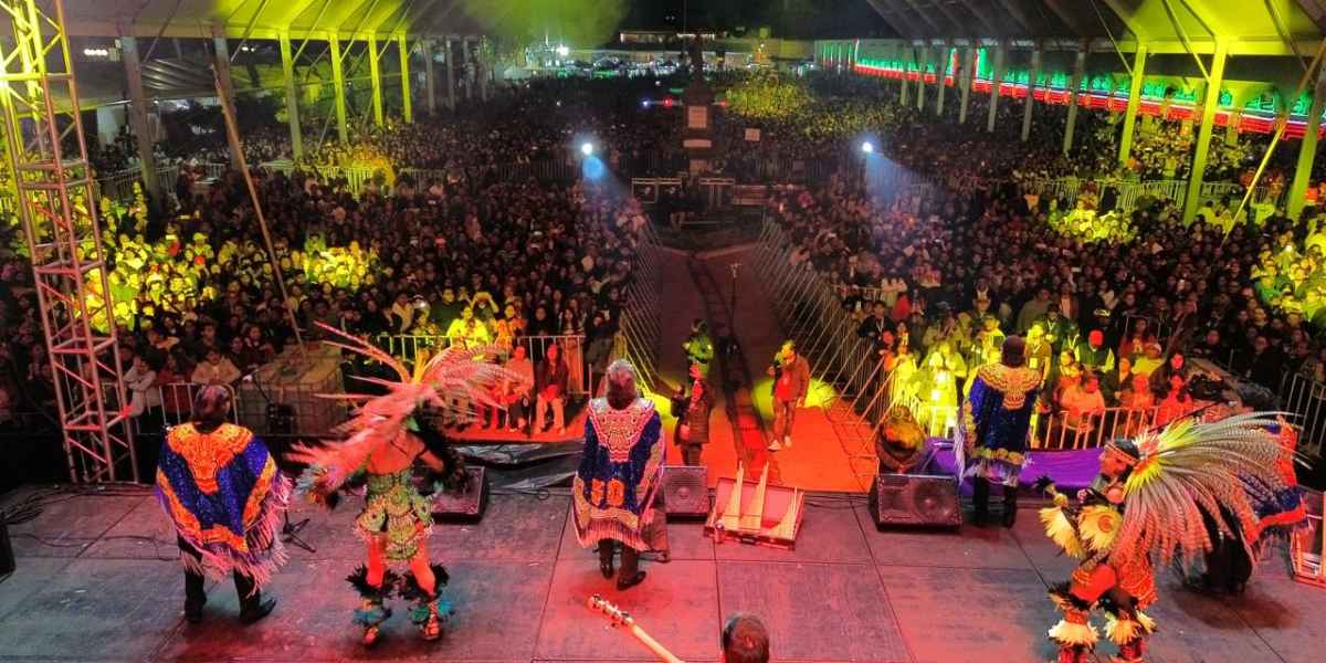 Con Tonantzin Fernández, Los Askis hacen vibrar la Gran Feria de Cholula